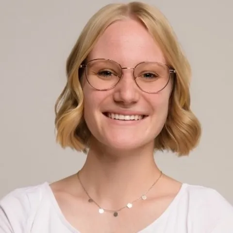 Porträt von Julia Hoffmann